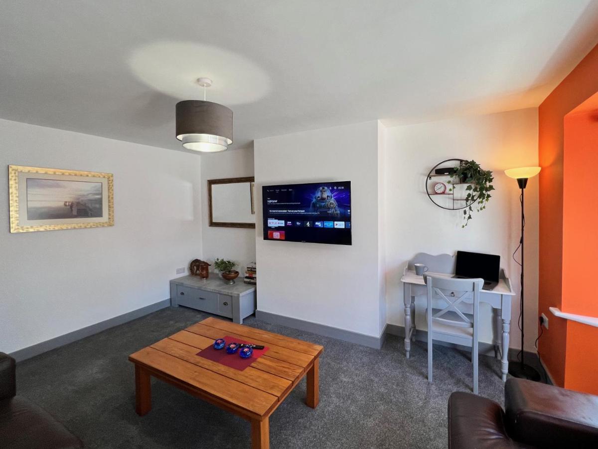 Curzon House One - Great For Contractors Or Family Holidays Holiday home