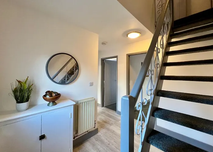 Curzon House One - Great For Contractors Or Family Holidays