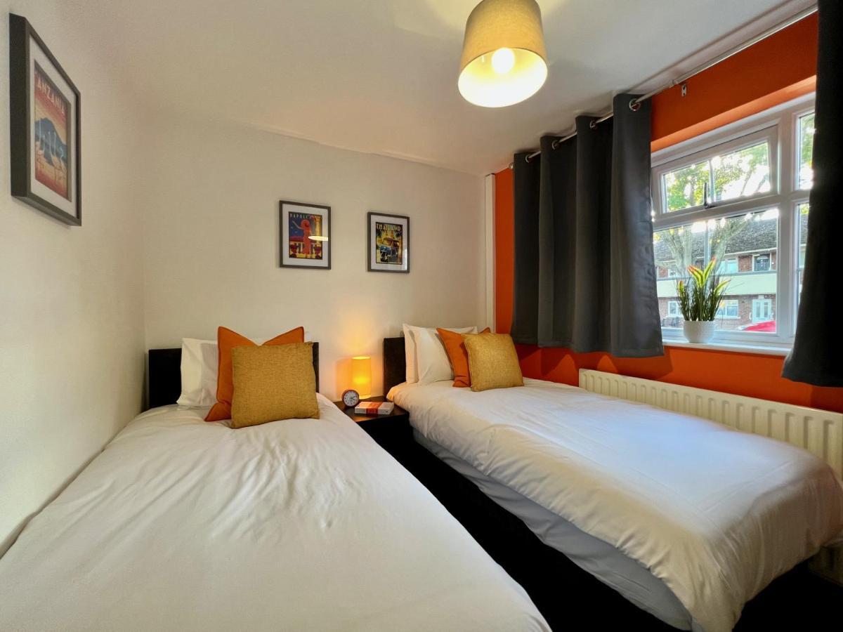 Curzon House One - Great For Contractors Or Family Holidays *